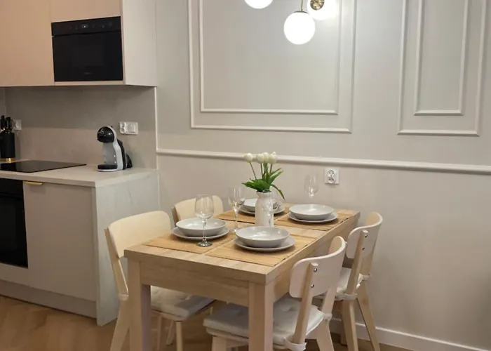 Premium Przy Plazy Morzlive أوسترونيه مورسكية