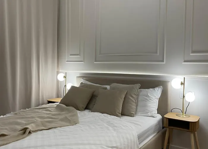 Premium Przy Plazy Morzlive أوسترونيه مورسكية