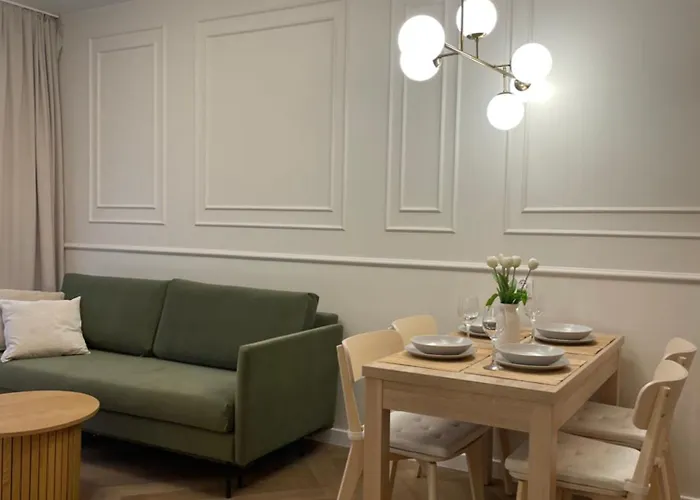 Premium Przy Plazy Morzlive أوسترونيه مورسكية