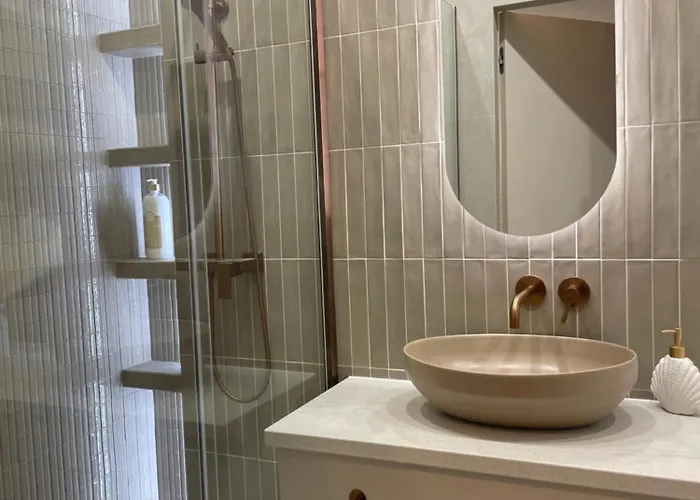 Premium Przy Plazy Morzlive أوسترونيه مورسكية